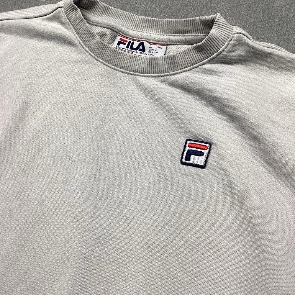 Vintage Y2K FILA white crewneck pullover sweatshirt Size Small